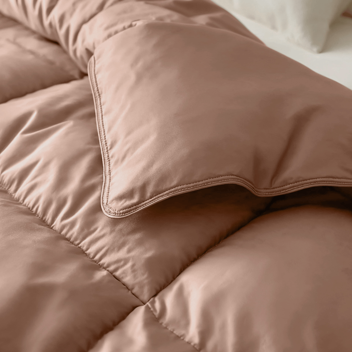Couette Zelesta Deluxe Uni Satin Coton - Rouge Terre