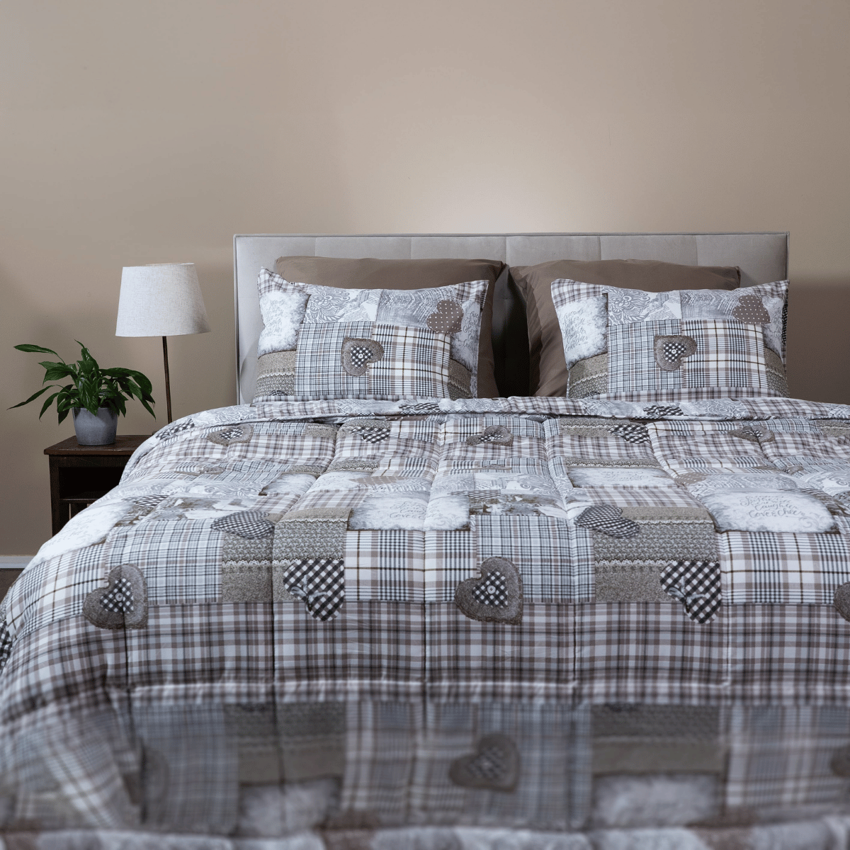 Couette d'été Zelesta Comfort Design - Cœurs en patchwork