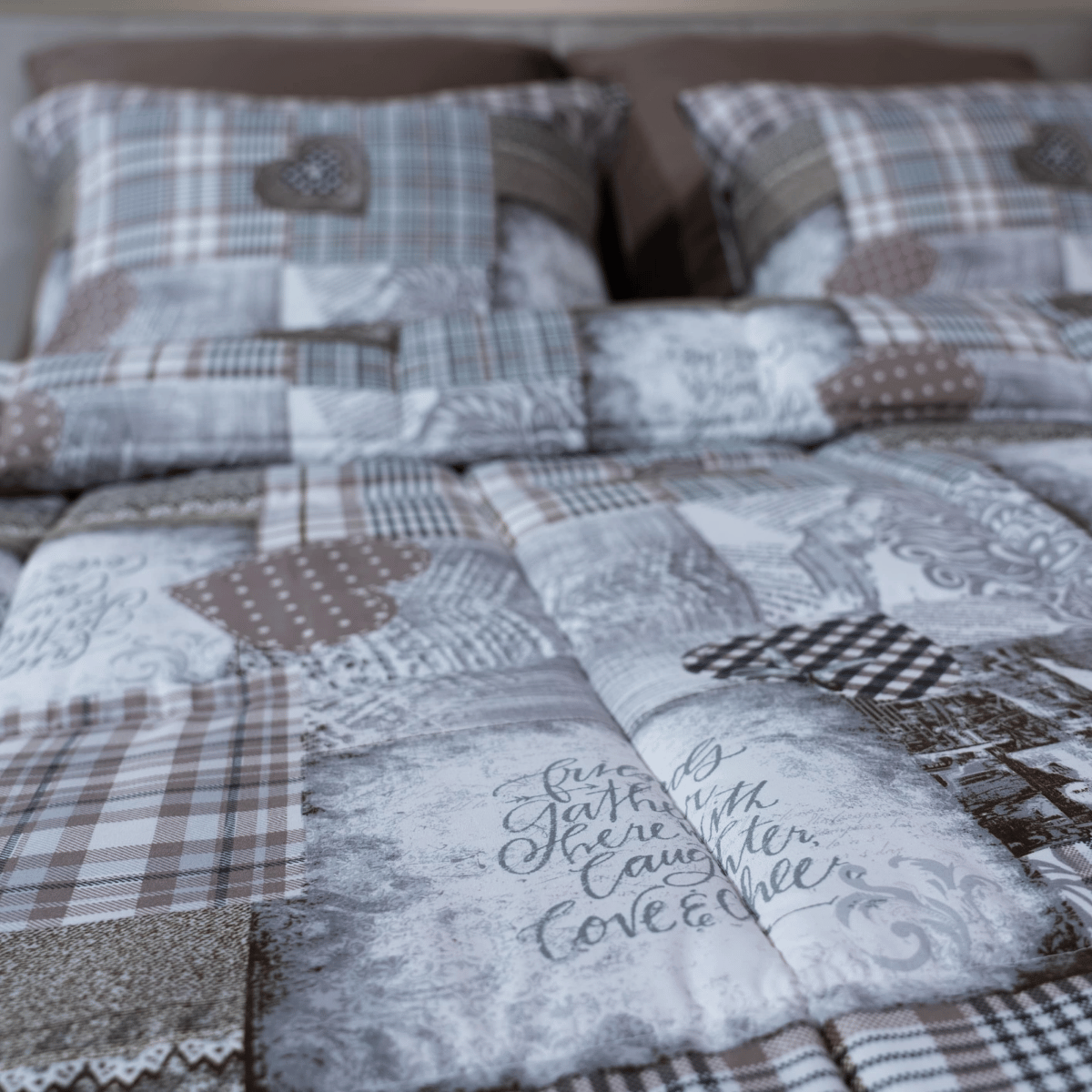 Couette Zelesta Comfort Design - Cœurs en patchwork