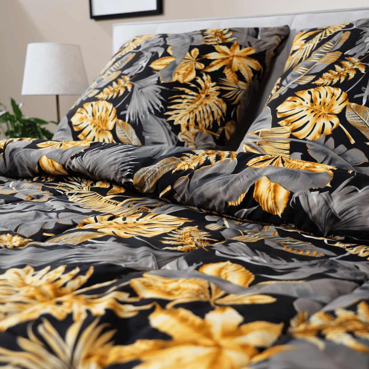 Zelesta Comfort Design 4-Season Duvet - Golden Leaves image