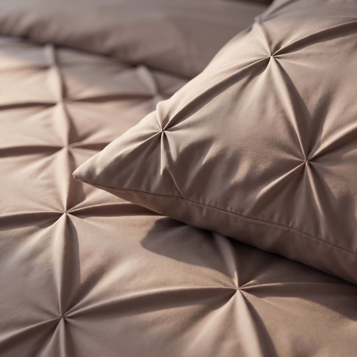Zelesta Everyday Pintuck Duvet - Taupe