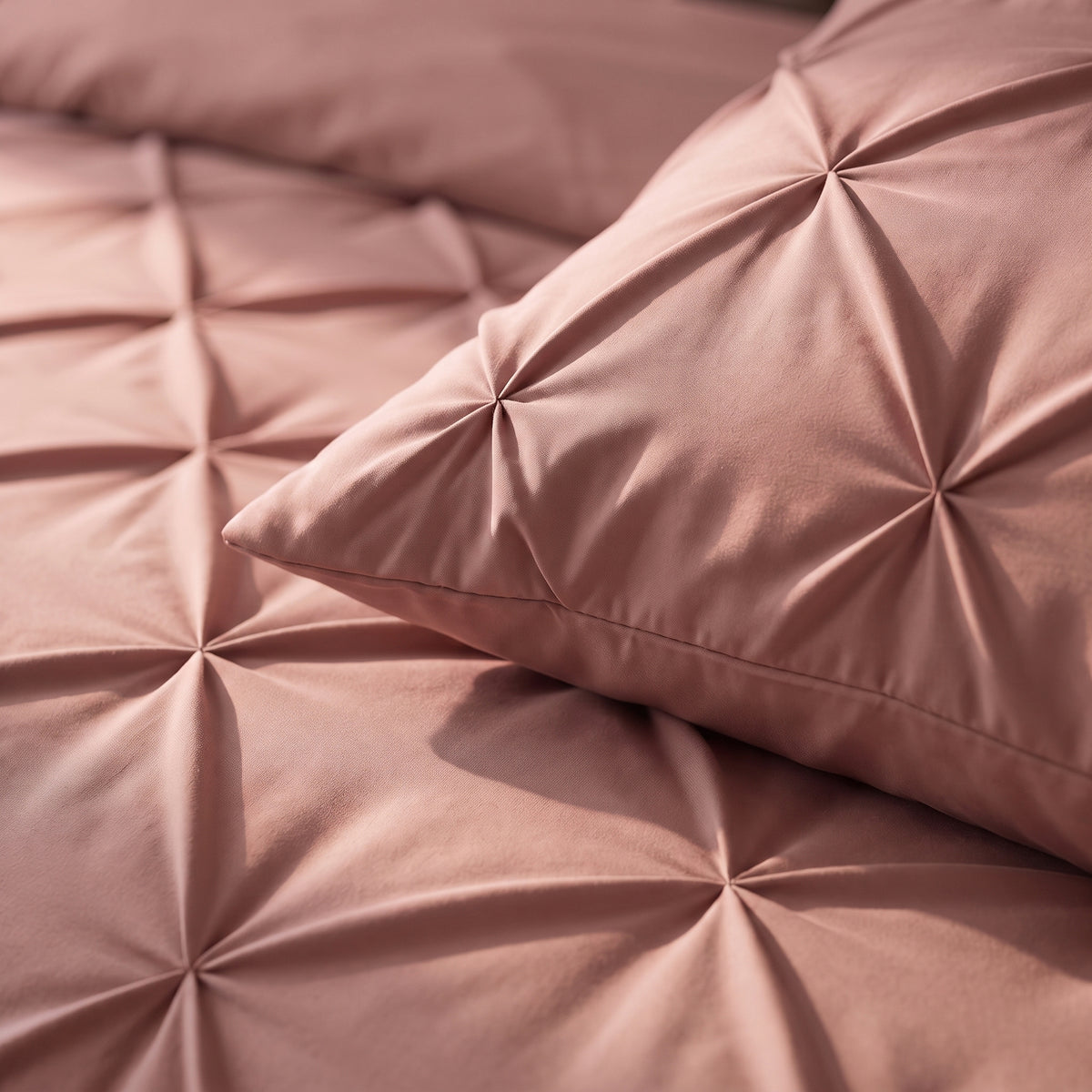 Zelesta Everyday Pintuck Duvet - Dusty Pink