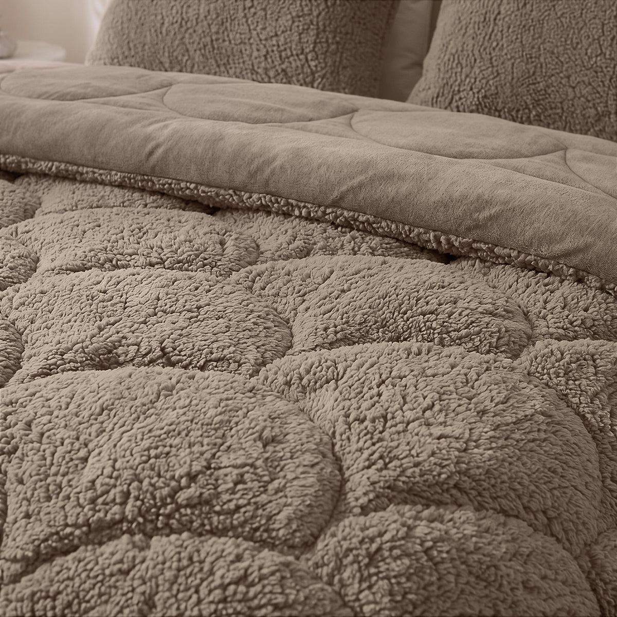 Zelesta Special Teddy Chenille Bettdecke – Dunkeltaupe