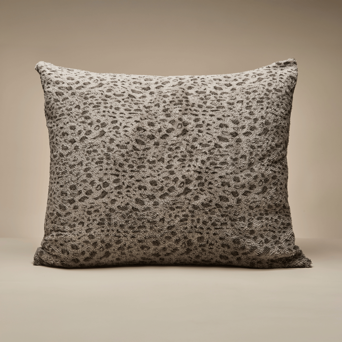 Ensemble de 2 taies d'oreiller spéciales Zelesta Teddy Panther - Taupe
