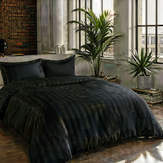 Zelesta Deluxe Hotel Stripe Satin Cotton Couette - Noir