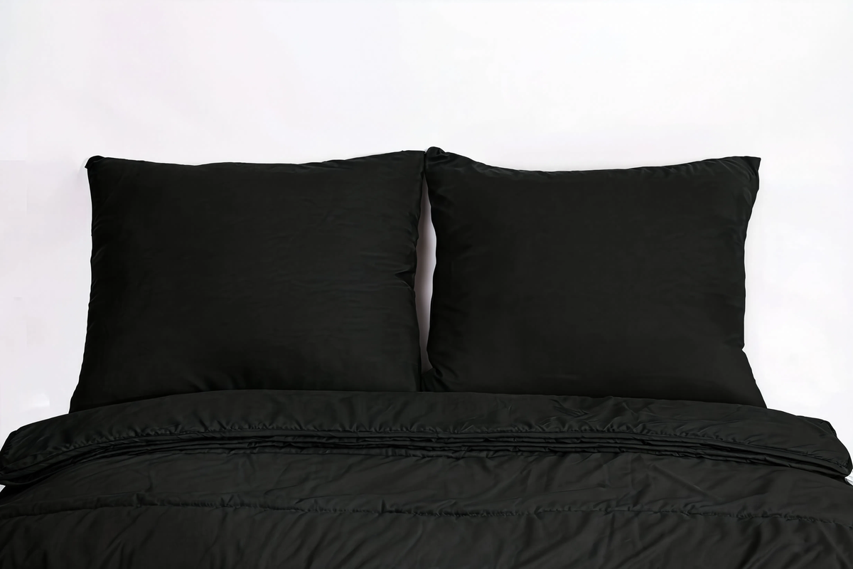 Zelesta Comfort Uni 4-Season Duvet - Black