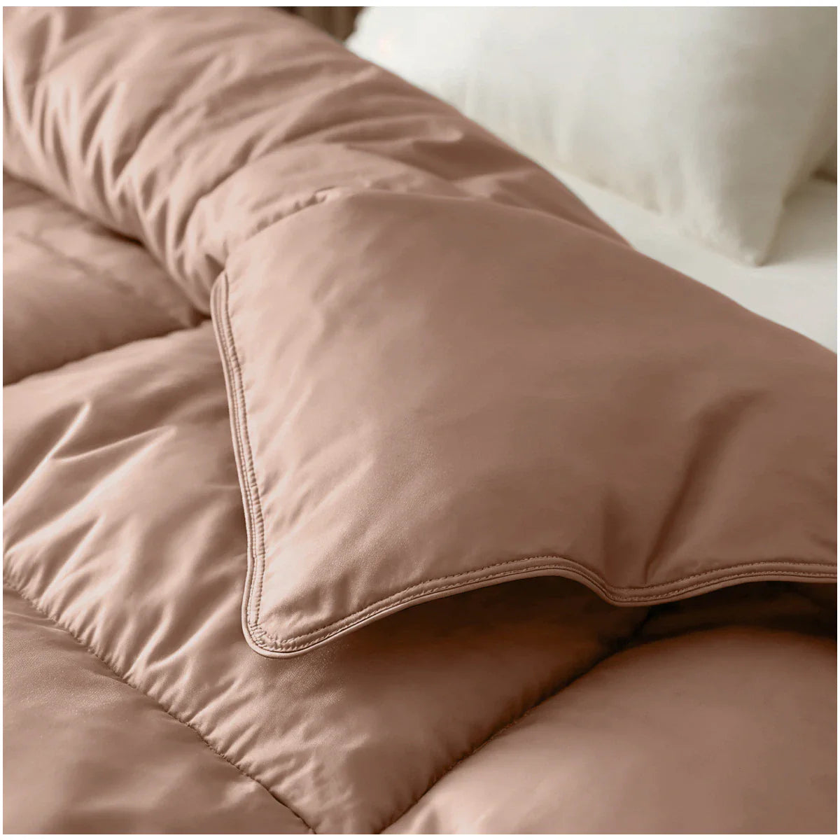 Couette d'été Zelesta Deluxe Uni en coton satin - Rouge Terre