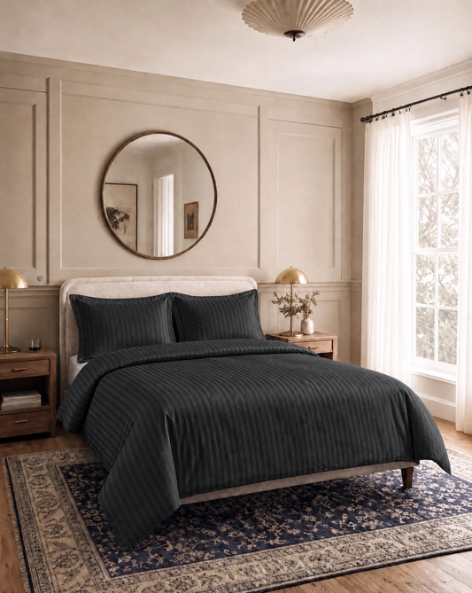 Zelesta Deluxe Hotel Stripe Seamless Satin Cotton Duvet - Anthracite