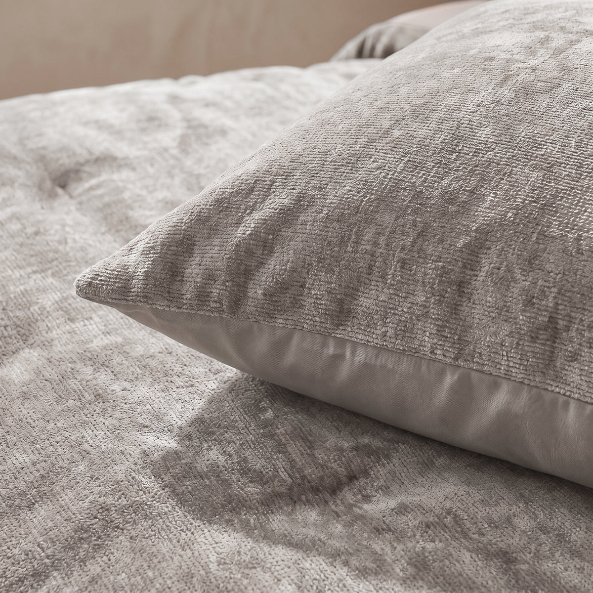 Zelesta Special Jersey Chenille Taies d'oreiller Lot de 2 - Gris métal