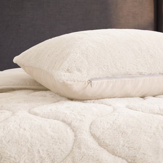 Zelesta Special Teddy Faux Fur Pillowcase Set Of 2 - Marshmallow white