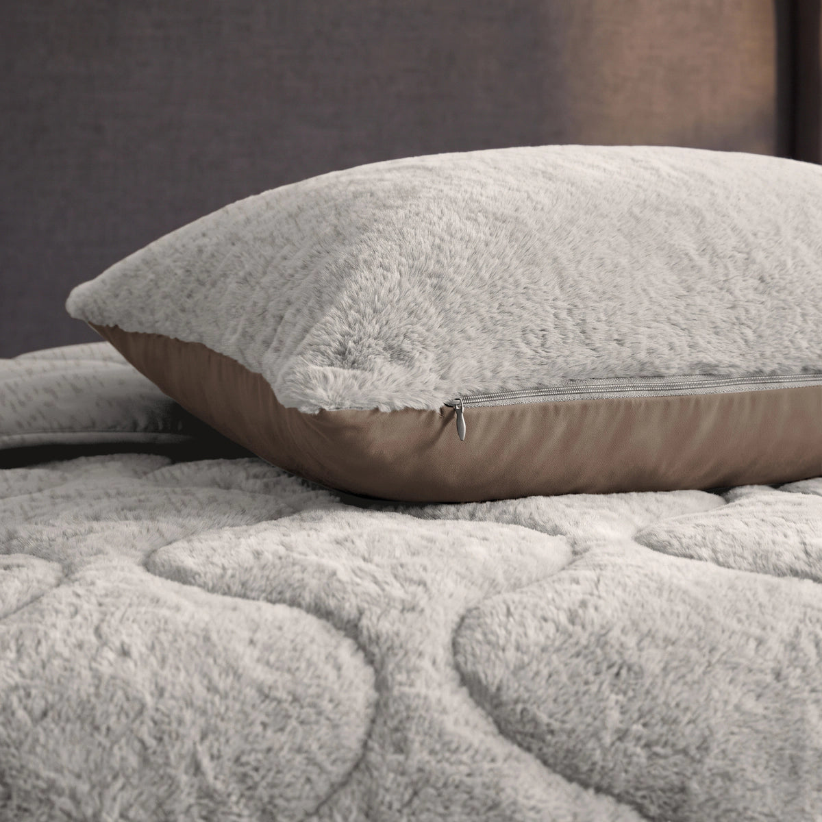 Zelesta Special Teddy Faux Fur Pillowcase Set Of 2 - Moon Grey