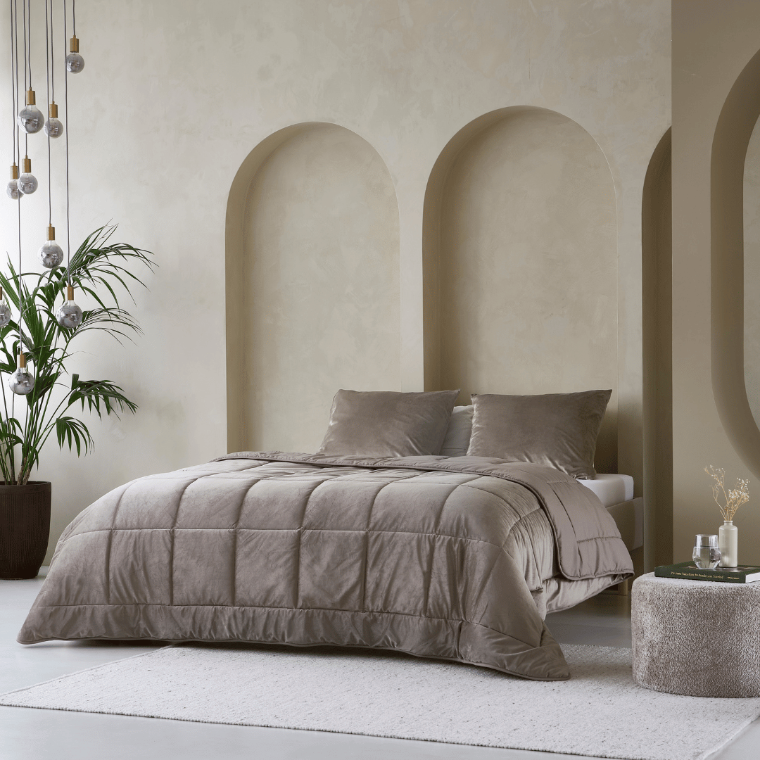 Couette spéciale en velours Zelesta - Taupe