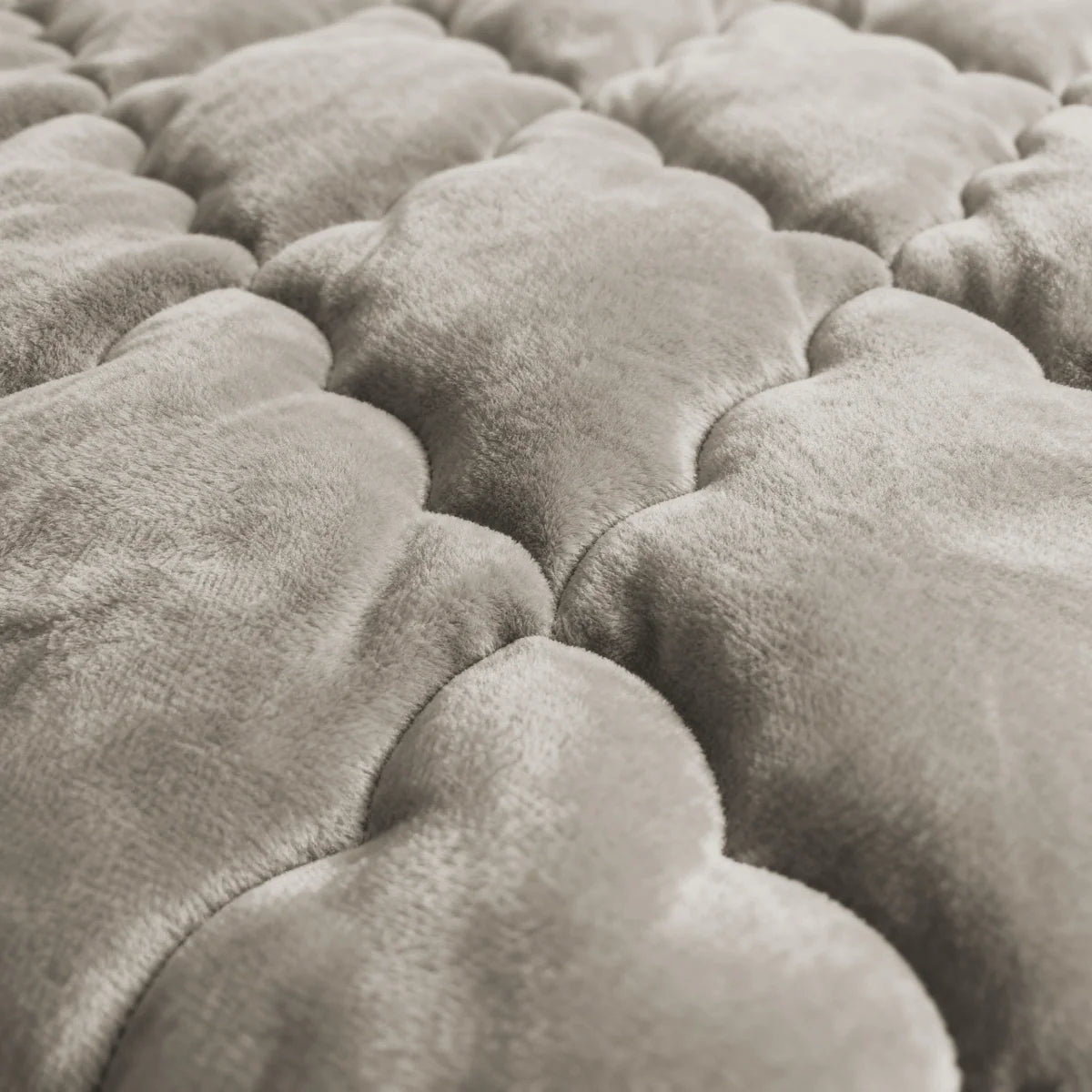 Couette uni en flanelle spéciale Zelesta - Taupe