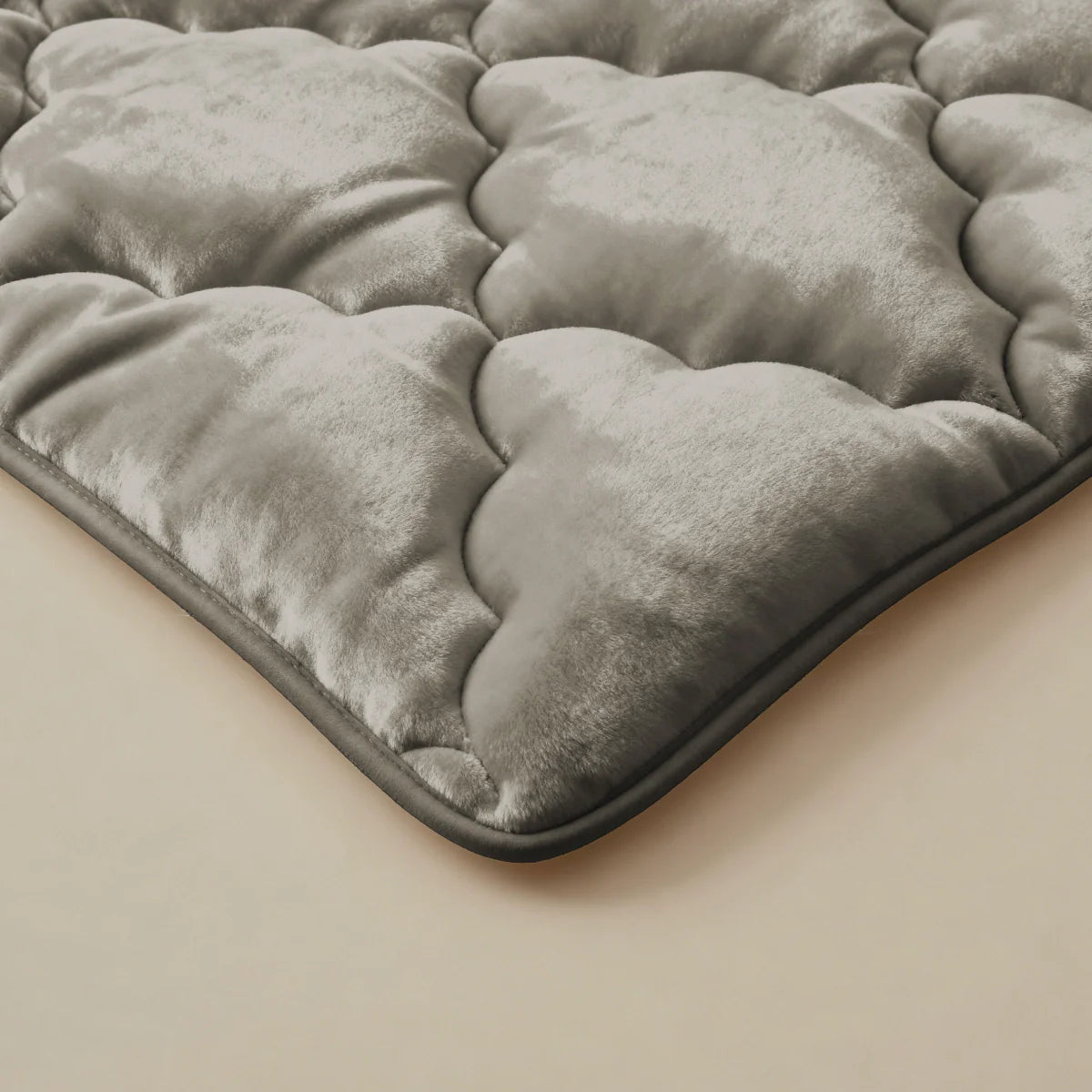 Couette uni en flanelle spéciale Zelesta - Taupe