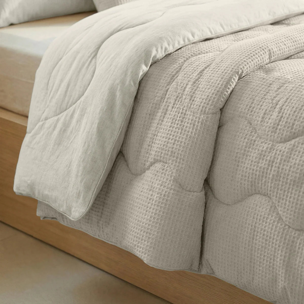 Couette d'été apaisante spéciale Zelesta Cooling - Blanc crème